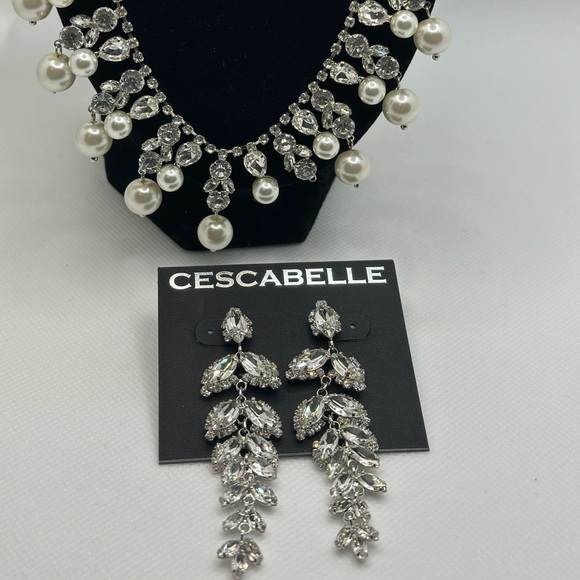 Pearl and cubic zirconia necklace and earrings set - Picture 1 of 4
